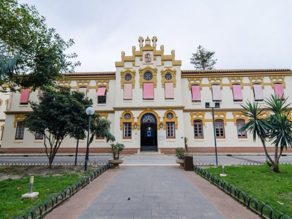 Fachada del centro cultural La Térmica en Málaga